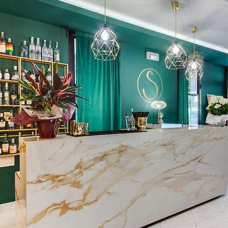 Hotel Sorriso Rimini Bagian luar foto
