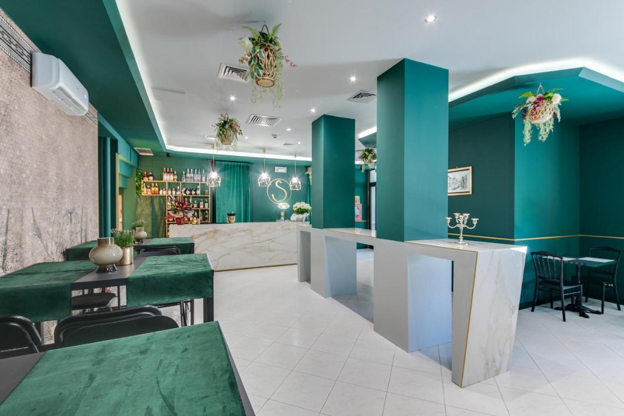 Hotel Sorriso Rimini Bagian luar foto